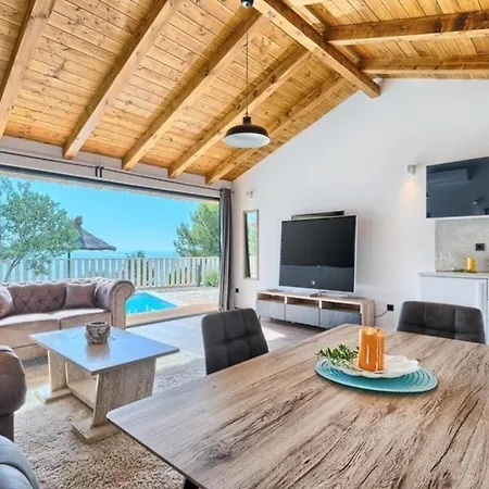 Ferienhaus Mit Privatpool Fur 8 Personen Ca 140 Qm In Jezera, Dalmatien Norddalmatien בית נופש
